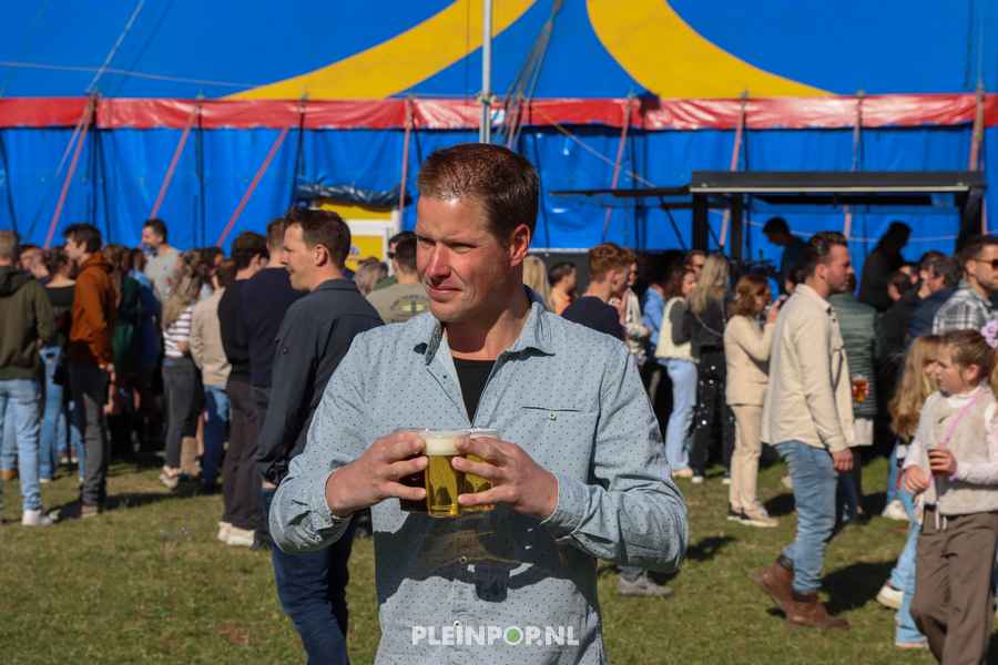 Sfeer Pleinpop Zondag (66)